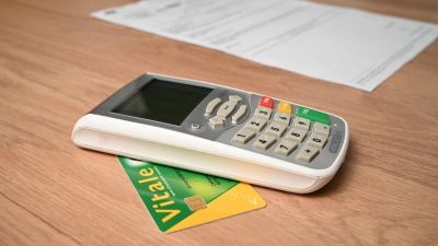 carte vitale et terminal lecteur applicatif TLA