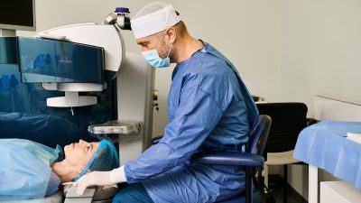 operation yeux